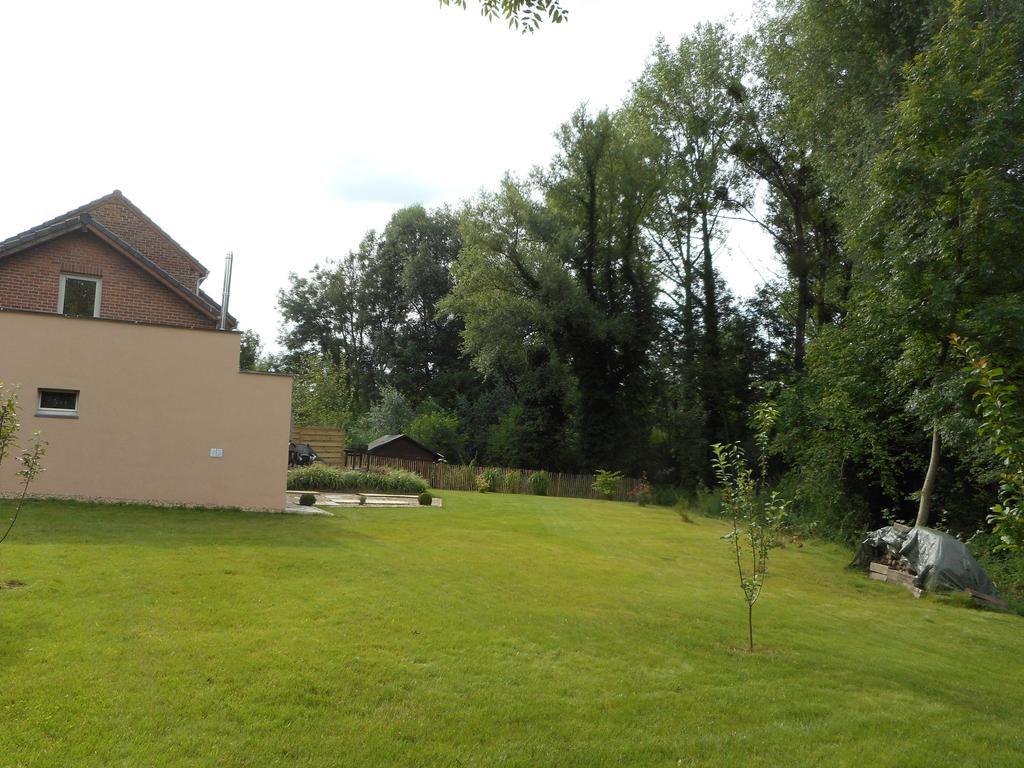 Gite Rural Le Falihou Braives Buitenkant foto