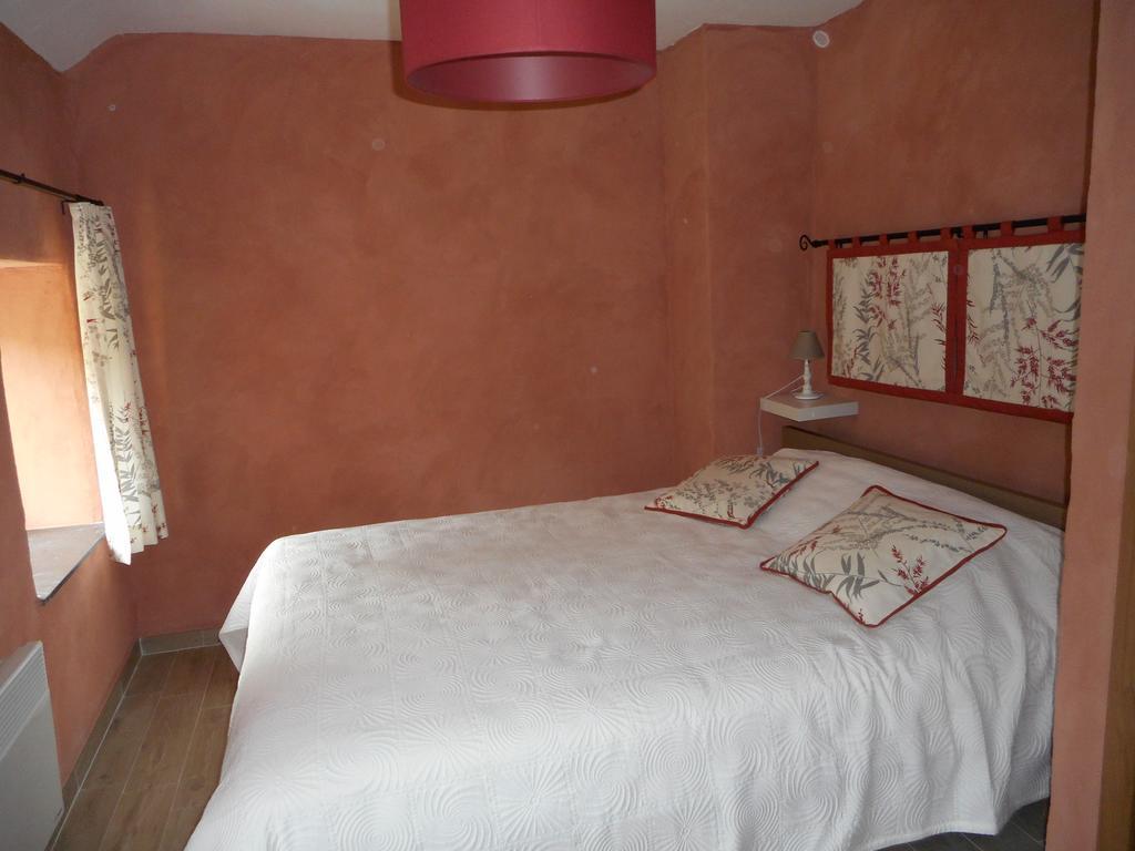 Gite Rural Le Falihou Braives Buitenkant foto